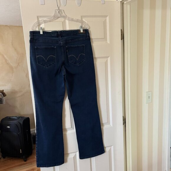 Levi's Perfectly Shaping 512 Boot Cut Darkwash Jeans Size 16M - Picture 1 of 8